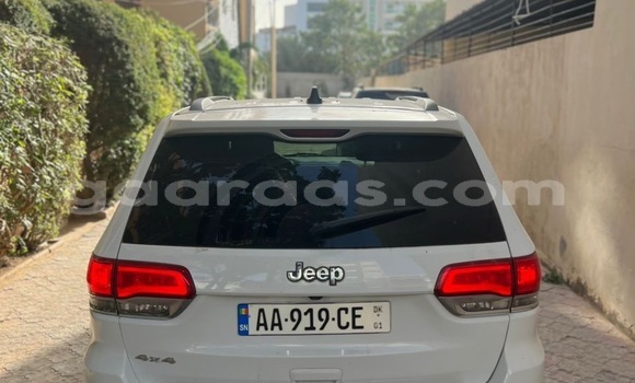Acheter Occasion Voiture Jeep Grand Cherokee Blanc à Dakar, Dakar Acheter Occasion Voiture Jeep Grand Cherokee Blanc à Dakar, Dakar