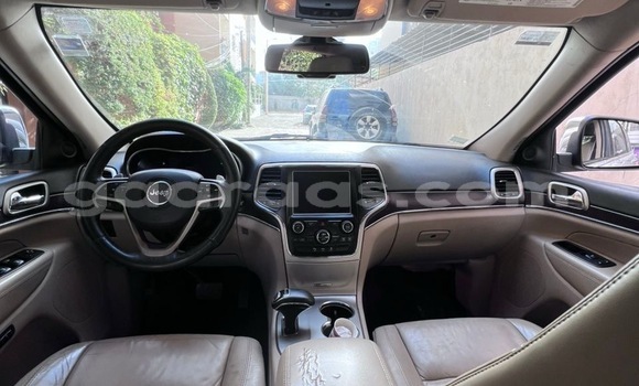 Acheter Occasion Voiture Jeep Grand Cherokee Blanc à Dakar, Dakar Acheter Occasion Voiture Jeep Grand Cherokee Blanc à Dakar, Dakar