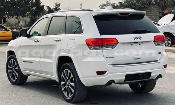 Buy Used Jeep Grand Cherokee White Car in Dakar in Dakar Buy Used Jeep Grand Cherokee White Car in Dakar in Dakar