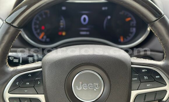 Buy Used Jeep Grand Cherokee White Car in Dakar in Dakar Buy Used Jeep Grand Cherokee White Car in Dakar in Dakar