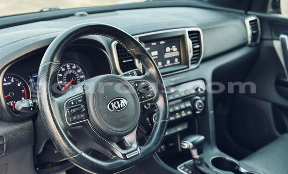 Buy Used Kia Sportage Black Car in Dakar in Dakar Buy Used Kia Sportage Black Car in Dakar in Dakar