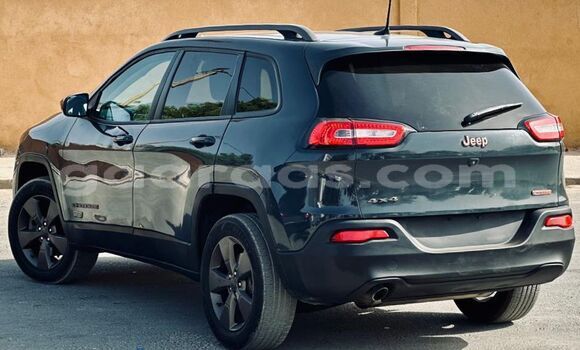 Dieundeu Imported Jeep Cherokee Black Auto in Dakar in Dakar Dieundeu Imported Jeep Cherokee Black Auto in Dakar in Dakar