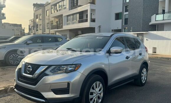 Acheter Import Voiture Nissan Rogue Gris à Dakar, Dakar Acheter Import Voiture Nissan Rogue Gris à Dakar, Dakar