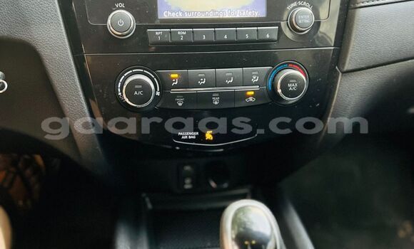 Acheter Import Voiture Nissan Rogue Gris à Dakar, Dakar Acheter Import Voiture Nissan Rogue Gris à Dakar, Dakar