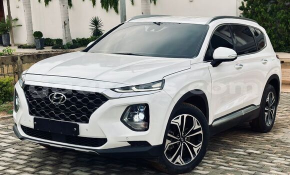 Buy Import Hyundai Santa Fe White Car in Dakar in Dakar Buy Import Hyundai Santa Fe White Car in Dakar in Dakar