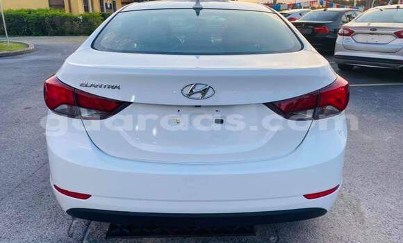 Buy Used Hyundai Elantra White Car in Matam in Matam Buy Used Hyundai Elantra White Car in Matam in Matam