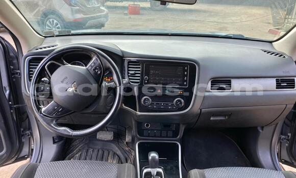 Buy Import Mitsubishi Outlander Silver Car in Dakar in Dakar Buy Import Mitsubishi Outlander Silver Car in Dakar in Dakar