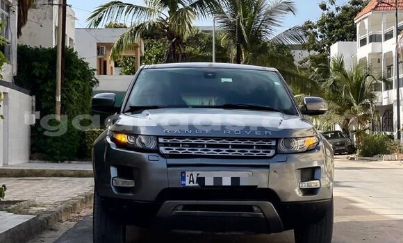 Buy Used Range Rover Evoque Gris métallisé Car in Dakar in Dakar Buy Used Range Rover Evoque Gris métallisé Car in Dakar in Dakar