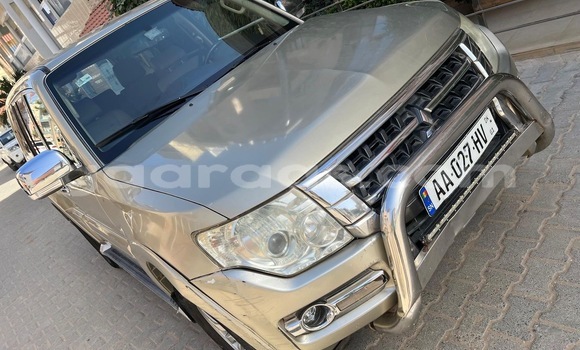 Acheter Occasion Voiture Mitsubishi Pajero Beige à Dakar, Dakar Acheter Occasion Voiture Mitsubishi Pajero Beige à Dakar, Dakar
