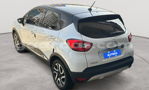 Dieundeu Occasion Renault Samsung Qm3 White Auto in Dakar in Dakar Dieundeu Occasion Renault Samsung Qm3 White Auto in Dakar in Dakar