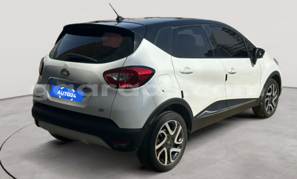 Dieundeu Occasion Renault Samsung Qm3 White Auto in Dakar in Dakar Dieundeu Occasion Renault Samsung Qm3 White Auto in Dakar in Dakar