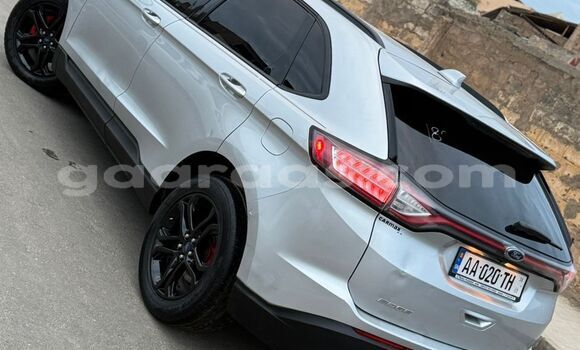 Acheter Occasion Voiture Ford Edge Gris de fer à Dakar, Dakar Acheter Occasion Voiture Ford Edge Gris de fer à Dakar, Dakar