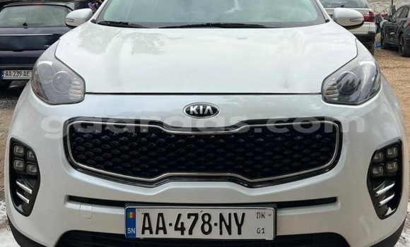 Dieundeu Occasion Kia Sportage White Auto in Dakar in Dakar