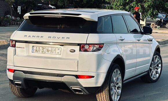 Buy Import Land Rover Range Rover Evoque White Car in Dakar in Dakar Buy Import Land Rover Range Rover Evoque White Car in Dakar in Dakar