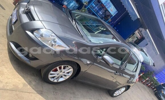 Dieundeu Occasion Toyota Auris Silver Auto in Dakar in Dakar Dieundeu Occasion Toyota Auris Silver Auto in Dakar in Dakar