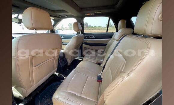Acheter Occasion Voiture Ford Explorer Gris métallisé à Mbour, Thies Acheter Occasion Voiture Ford Explorer Gris métallisé à Mbour, Thies