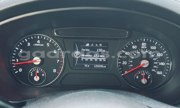 Buy Import Kia Sorento Silver Car in Dakar in Dakar Buy Import Kia Sorento Silver Car in Dakar in Dakar