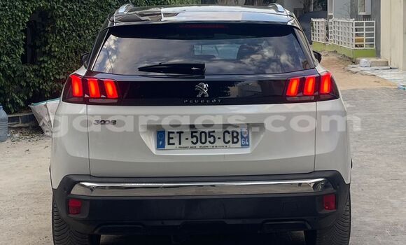 Acheter Import Voiture Peugeot 3008 Blanc à Dakar, Dakar Acheter Import Voiture Peugeot 3008 Blanc à Dakar, Dakar