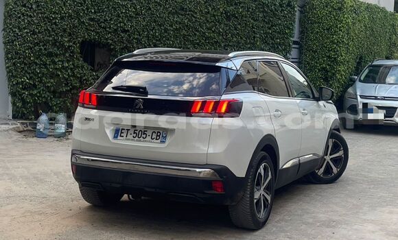 Acheter Import Voiture Peugeot 3008 Blanc à Dakar, Dakar Acheter Import Voiture Peugeot 3008 Blanc à Dakar, Dakar