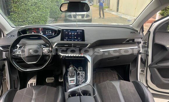 Acheter Import Voiture Peugeot 3008 Blanc à Dakar, Dakar Acheter Import Voiture Peugeot 3008 Blanc à Dakar, Dakar