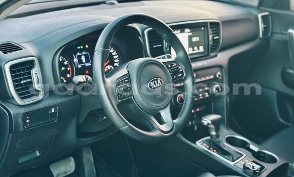 Acheter Import Voiture Kia Sportage Noir à Dakar, Dakar Acheter Import Voiture Kia Sportage Noir à Dakar, Dakar