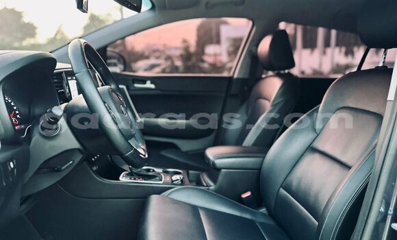 Acheter Import Voiture Kia Sportage Noir à Dakar, Dakar Acheter Import Voiture Kia Sportage Noir à Dakar, Dakar