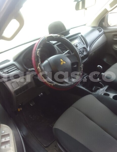 Big with watermark mitsubishi l200 dakar dakar 26778