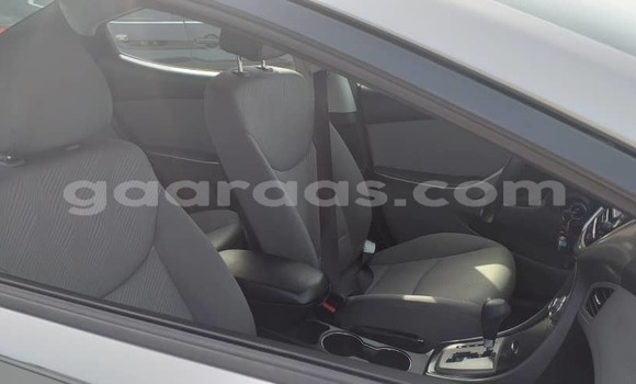 Dieundeu Occasion Hyundai Elantra Silver Auto in Dakar in Dakar Dieundeu Occasion Hyundai Elantra Silver Auto in Dakar in Dakar