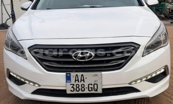 Buy Used Hyundai Sonata White Car in Dakar in Dakar Buy Used Hyundai Sonata White Car in Dakar in Dakar