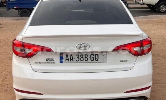 Buy Used Hyundai Sonata White Car in Dakar in Dakar Buy Used Hyundai Sonata White Car in Dakar in Dakar