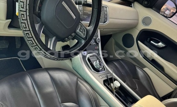 Acheter Import Voiture Land Rover Range Rover Evoque Blanc à Dakar, Dakar Acheter Import Voiture Land Rover Range Rover Evoque Blanc à Dakar, Dakar