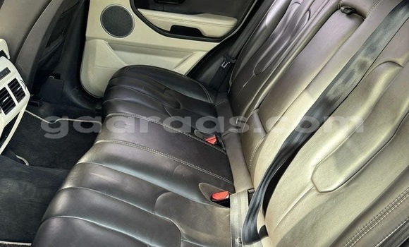 Acheter Import Voiture Land Rover Range Rover Evoque Blanc à Dakar, Dakar Acheter Import Voiture Land Rover Range Rover Evoque Blanc à Dakar, Dakar