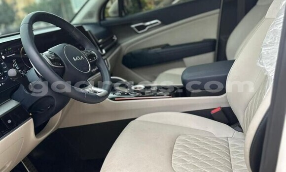 Acheter Occasion Voiture Kia Sportage Blanc à Dakar, Dakar Acheter Occasion Voiture Kia Sportage Blanc à Dakar, Dakar