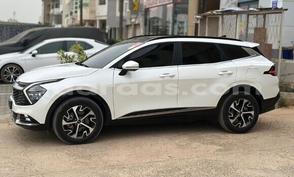 Acheter Occasion Voiture Kia Sportage Blanc à Dakar, Dakar Acheter Occasion Voiture Kia Sportage Blanc à Dakar, Dakar