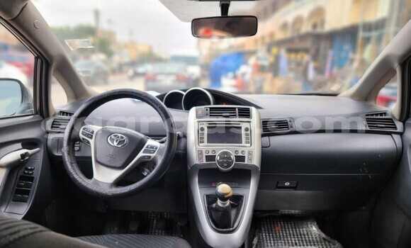 Dieundeu Occasion Toyota Corolla Verso Other Auto in Dakar in Dakar Dieundeu Occasion Toyota Corolla Verso Other Auto in Dakar in Dakar