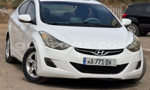 Buy Import Hyundai Avante White Car in Dakar in Dakar Buy Import Hyundai Avante White Car in Dakar in Dakar