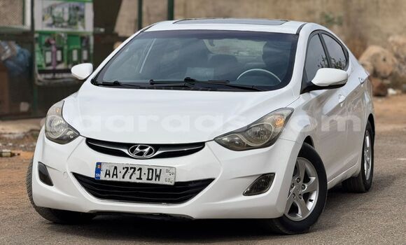 Buy Import Hyundai Avante White Car in Dakar in Dakar Buy Import Hyundai Avante White Car in Dakar in Dakar