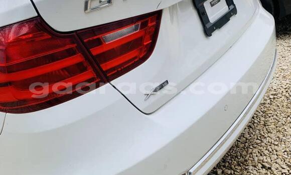 Buy Import BMW 3–Series White Car in Dakar in Dakar Buy Import BMW 3–Series White Car in Dakar in Dakar