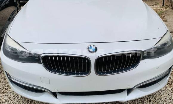 Buy Import BMW 3–Series White Car in Dakar in Dakar Buy Import BMW 3–Series White Car in Dakar in Dakar