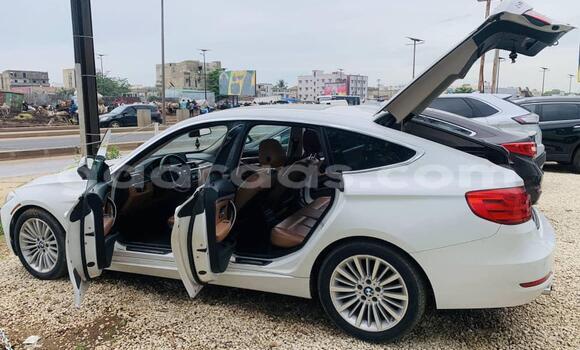 Buy Import BMW 3–Series White Car in Dakar in Dakar Buy Import BMW 3–Series White Car in Dakar in Dakar