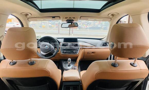 Buy Import BMW 3–Series White Car in Dakar in Dakar Buy Import BMW 3–Series White Car in Dakar in Dakar