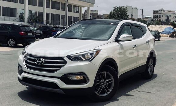 Acheter Occasion Voiture Hyundai Santa Fe Blanc à Dakar, Dakar Acheter Occasion Voiture Hyundai Santa Fe Blanc à Dakar, Dakar