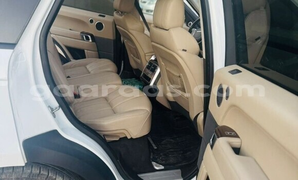 Acheter Occasion Voiture Land Rover Range Rover Sport Blanc à Dakar, Dakar Acheter Occasion Voiture Land Rover Range Rover Sport Blanc à Dakar, Dakar