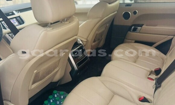 Acheter Occasion Voiture Land Rover Range Rover Sport Blanc à Dakar, Dakar Acheter Occasion Voiture Land Rover Range Rover Sport Blanc à Dakar, Dakar