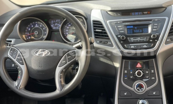 Acheter Neuf Voiture Hyundai Elantra Rouge à Dakar, Dakar Acheter Neuf Voiture Hyundai Elantra Rouge à Dakar, Dakar