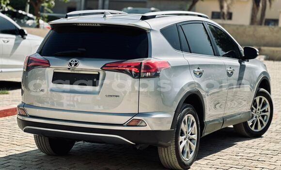 Buy Import Toyota RAV4 Silver Car in Dakar in Dakar Buy Import Toyota RAV4 Silver Car in Dakar in Dakar