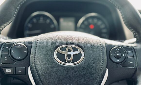 Buy Import Toyota RAV4 Silver Car in Dakar in Dakar Buy Import Toyota RAV4 Silver Car in Dakar in Dakar