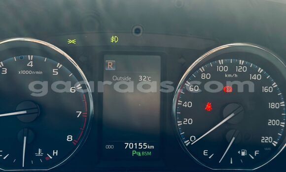 Buy Import Toyota RAV4 Silver Car in Dakar in Dakar Buy Import Toyota RAV4 Silver Car in Dakar in Dakar