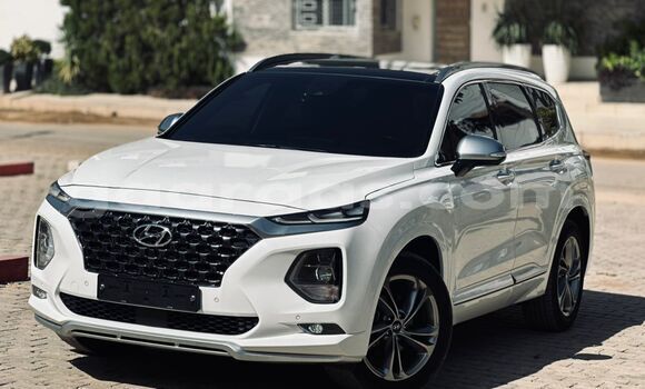 Buy Import Hyundai Santa Fe White Car in Dakar in Dakar Buy Import Hyundai Santa Fe White Car in Dakar in Dakar