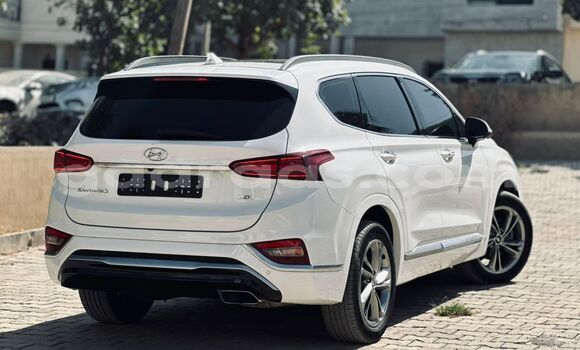 Buy Import Hyundai Santa Fe White Car in Dakar in Dakar Buy Import Hyundai Santa Fe White Car in Dakar in Dakar
